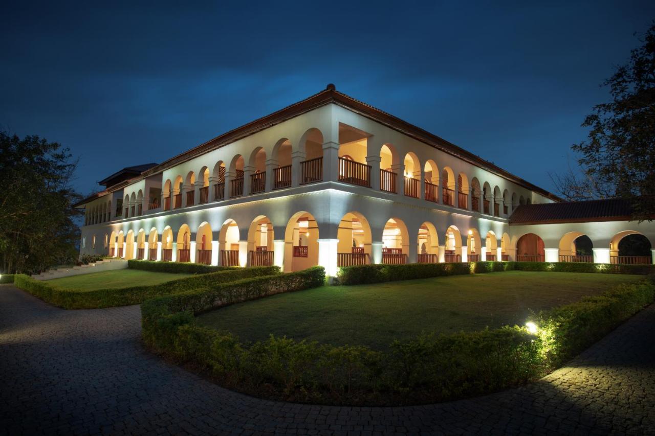 Sanctum Inle Resort Inle Lake Exterior photo