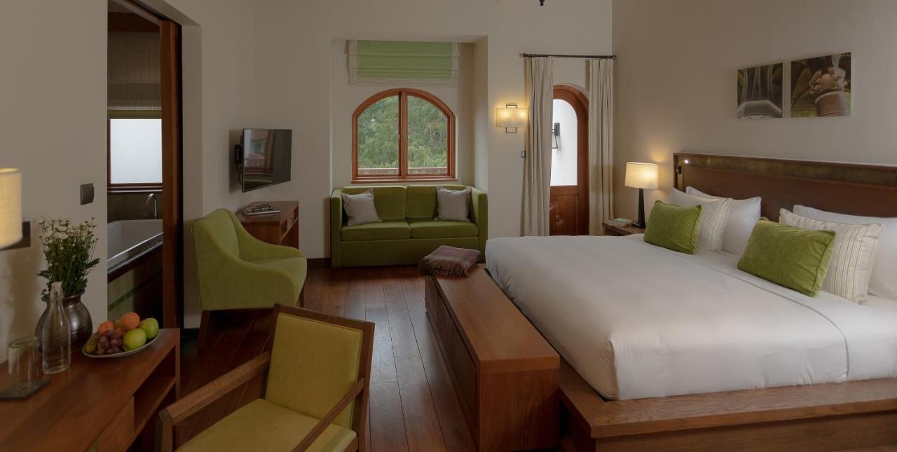 Sanctum Inle Resort Inle Lake Exterior photo